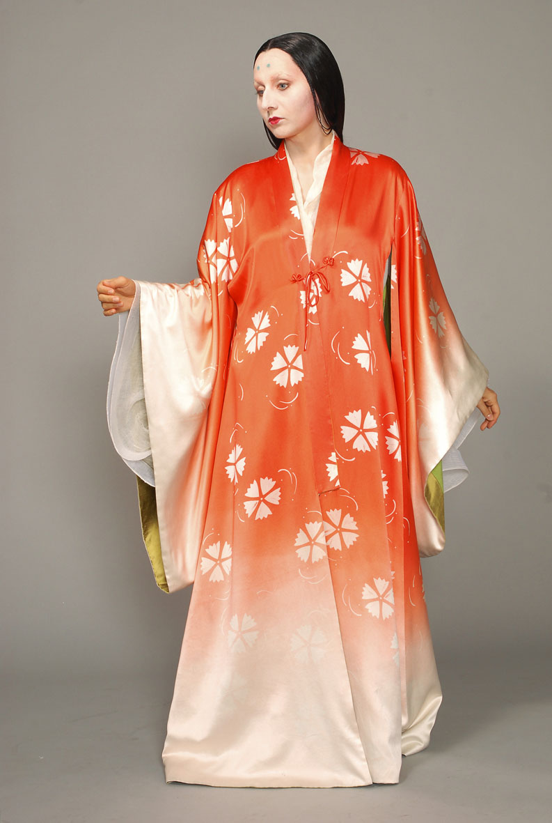 Anna Radziejewska - Summer Robe - fabric designed by elizabeth cannon / made at Paris opera