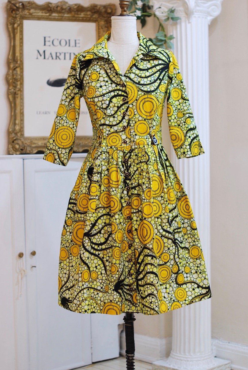 Vlisco wax print cotton dress - sz 8-10  - half belt and button front  - $775.