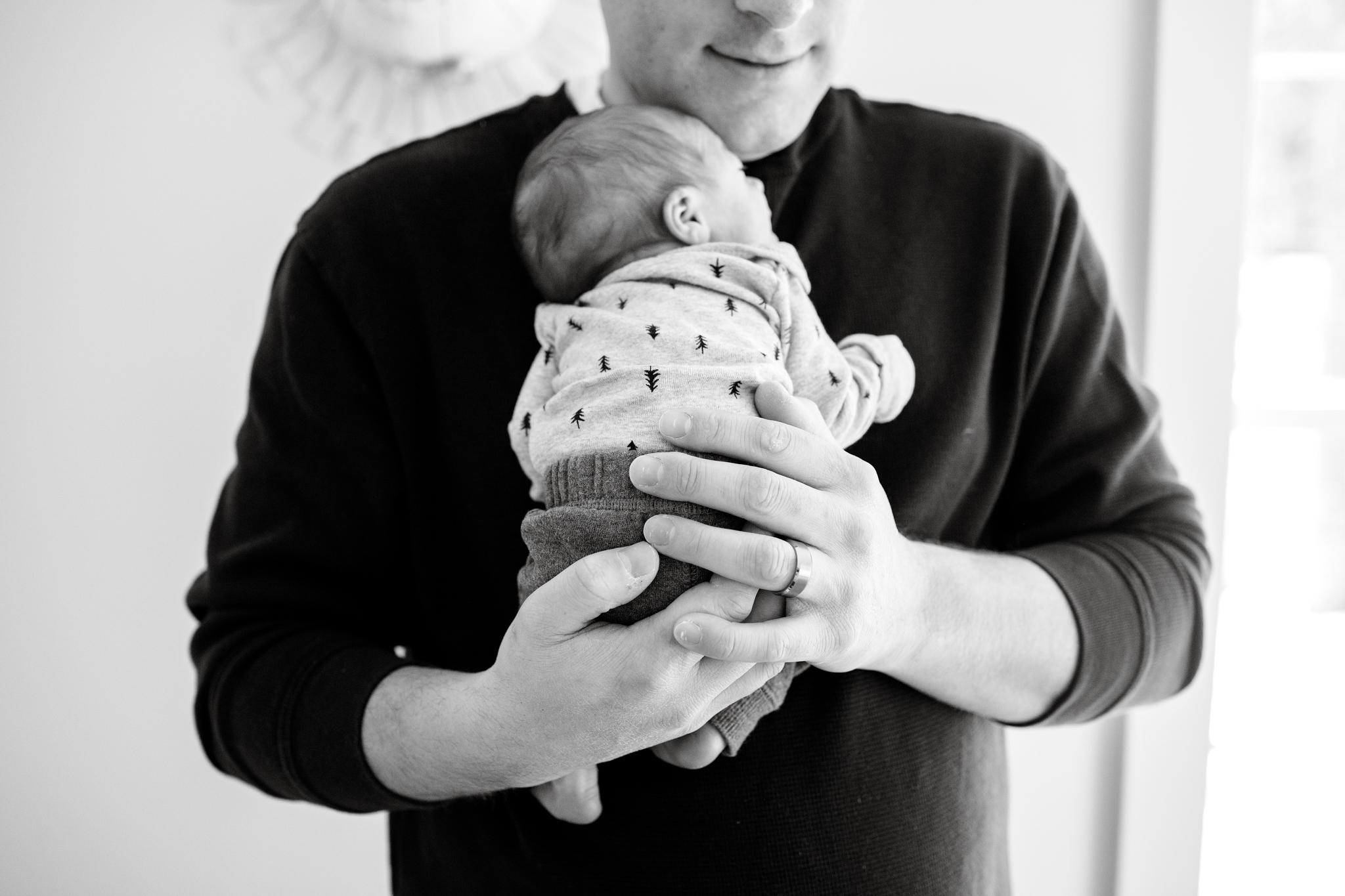 maine-newborn-lifestyle-photographer-30.jpg