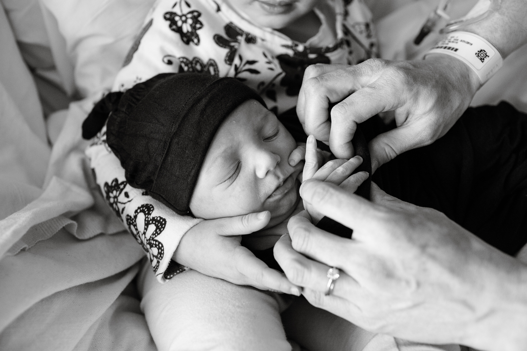 maine-newborn-fresh48-photographer -6.jpg