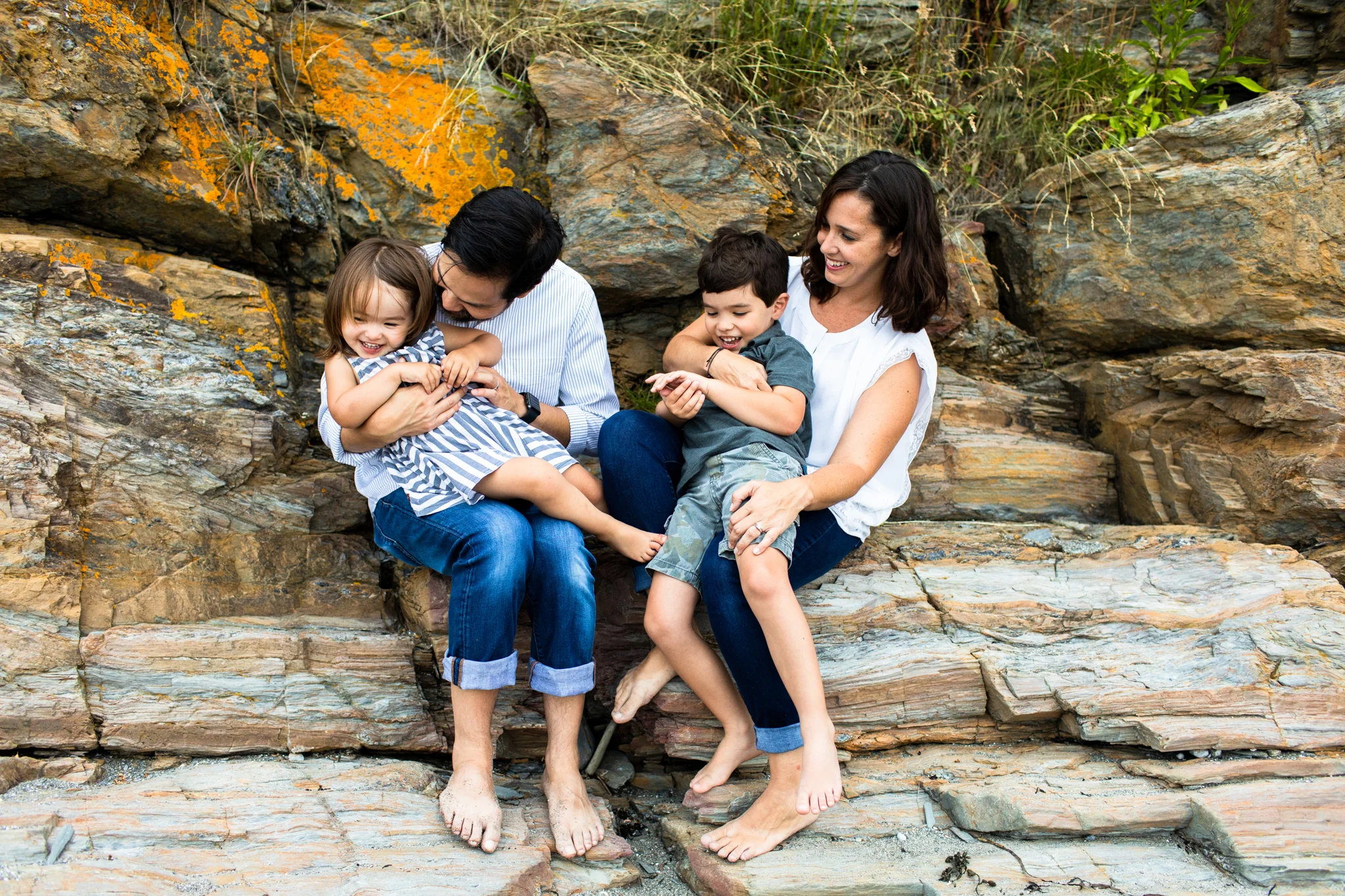 maine-family-photographer-beach-lifestyle -51.jpg