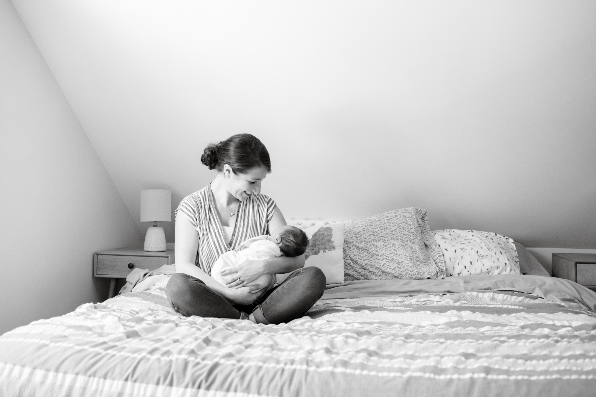 maine-newborn-photographer-lifestyle -35.jpg