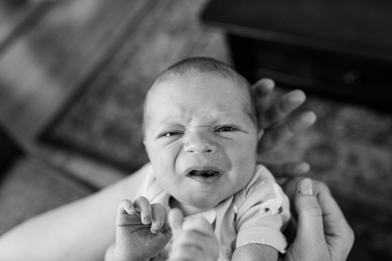 maine-newborn-photographer-lifestyle-6.jpg
