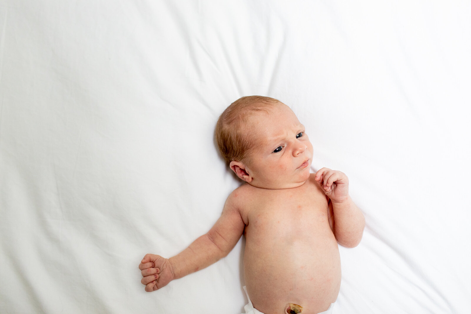 maine-newborn-photographer-lifestyle-35.jpg