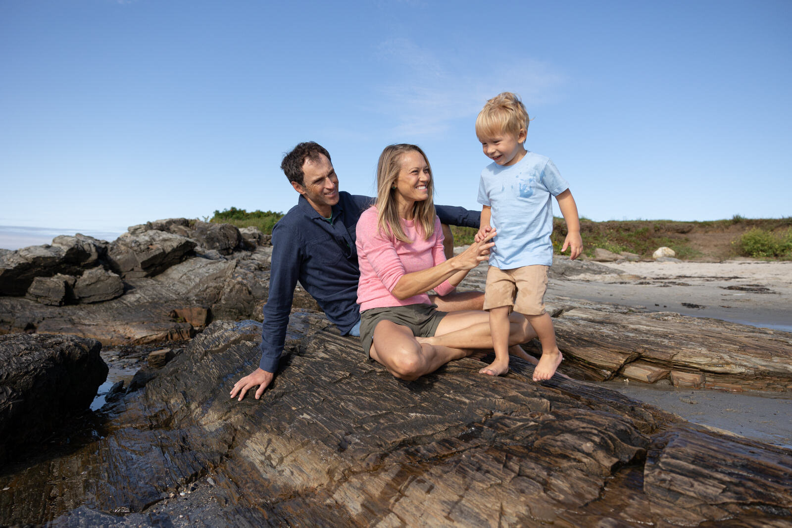 maine-family-photographer-stepheney-collins-photography-kettle-cove-09-58.jpg