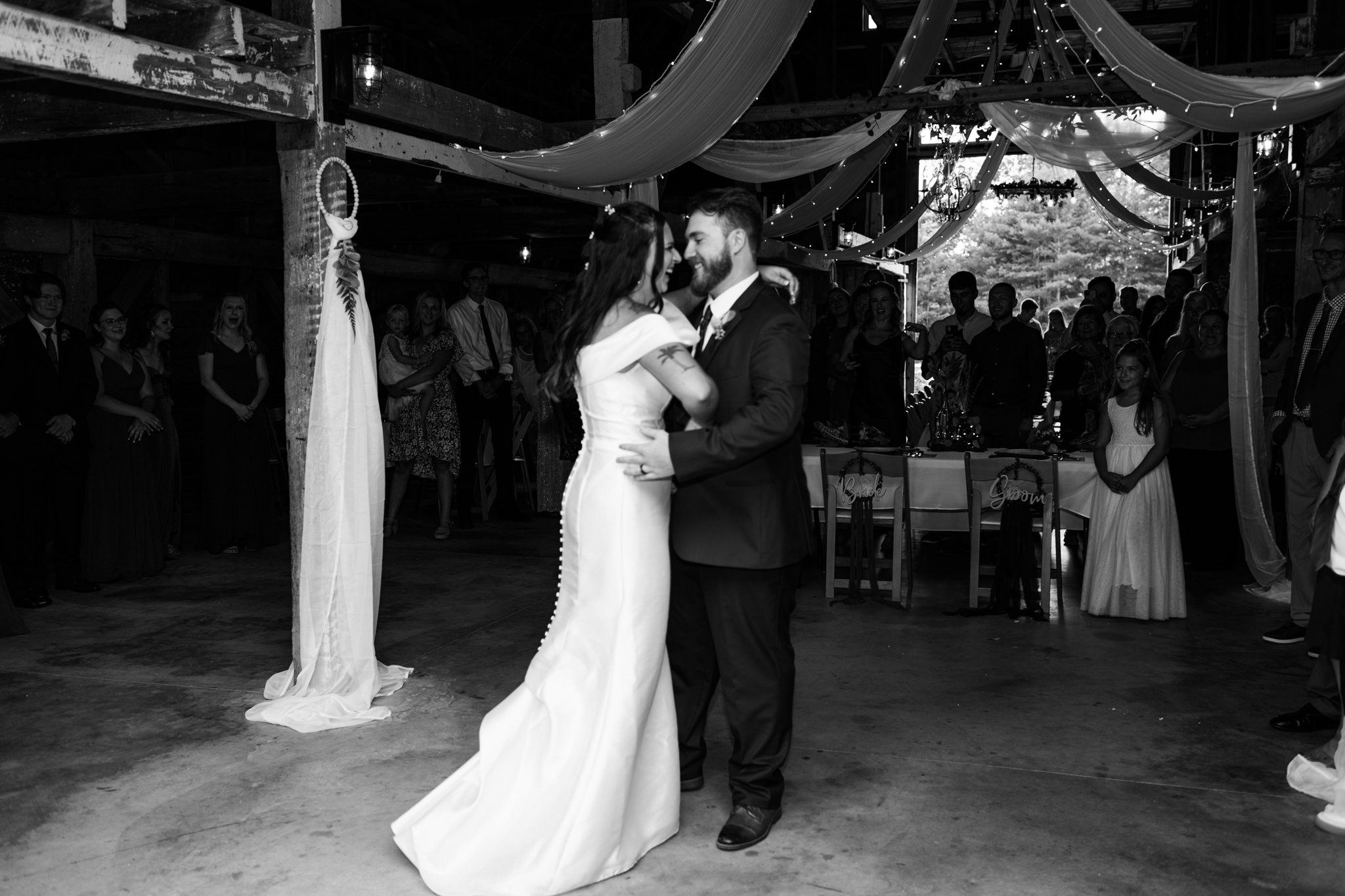 maine-wedding-photographer-barn-fall-105.jpg