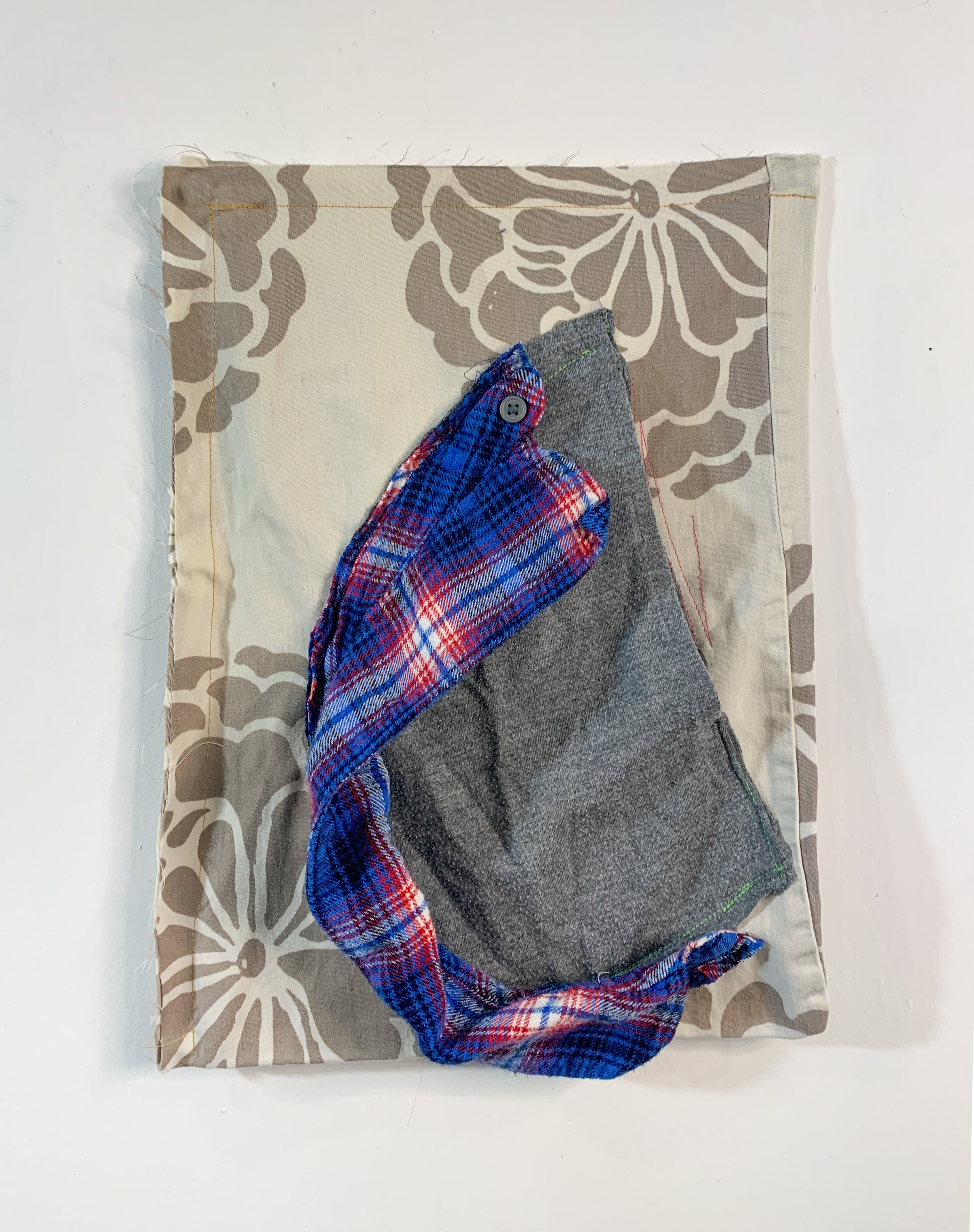 Pocket 2 (Plaid Collar)