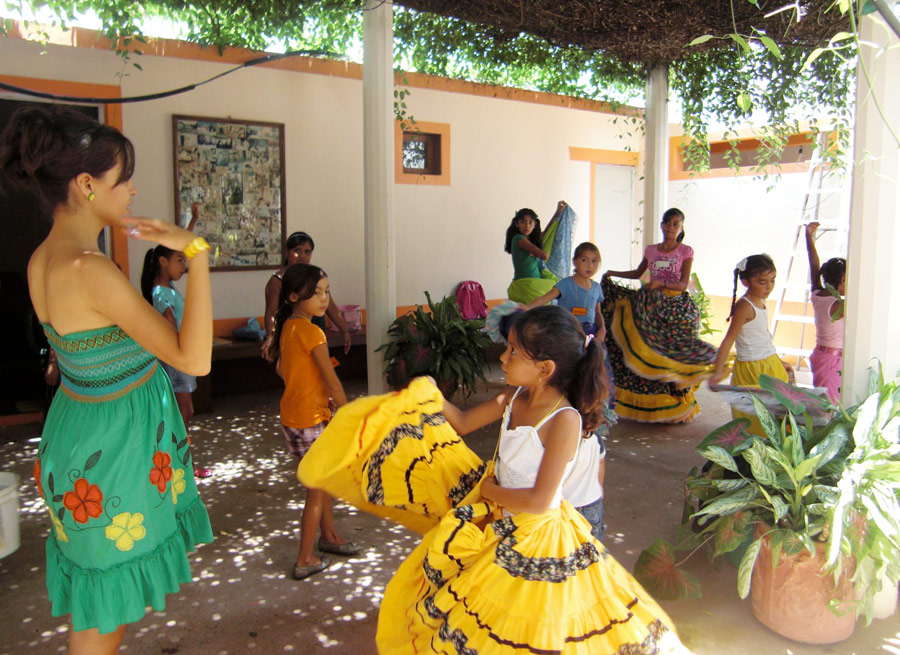 baile_community_projects.jpg