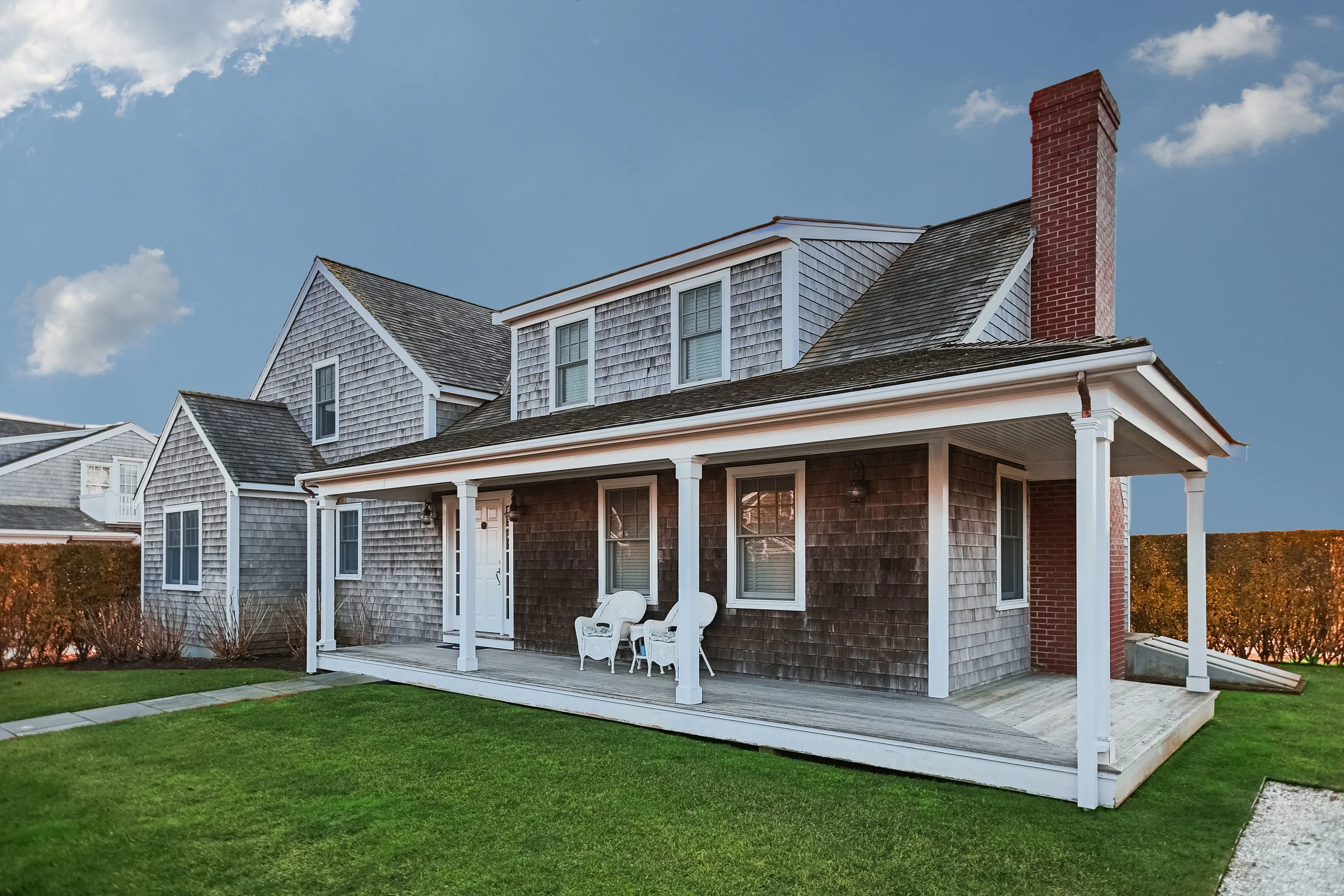 After the summer time Photoshop treatment. That's the sky from my back yard here in Stoneham, about 100 miles Northwest of this home and about 8 months later.