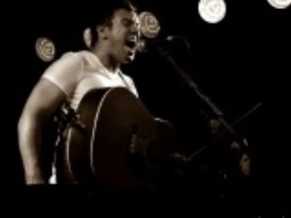 eoin-live-19-160x120.jpg