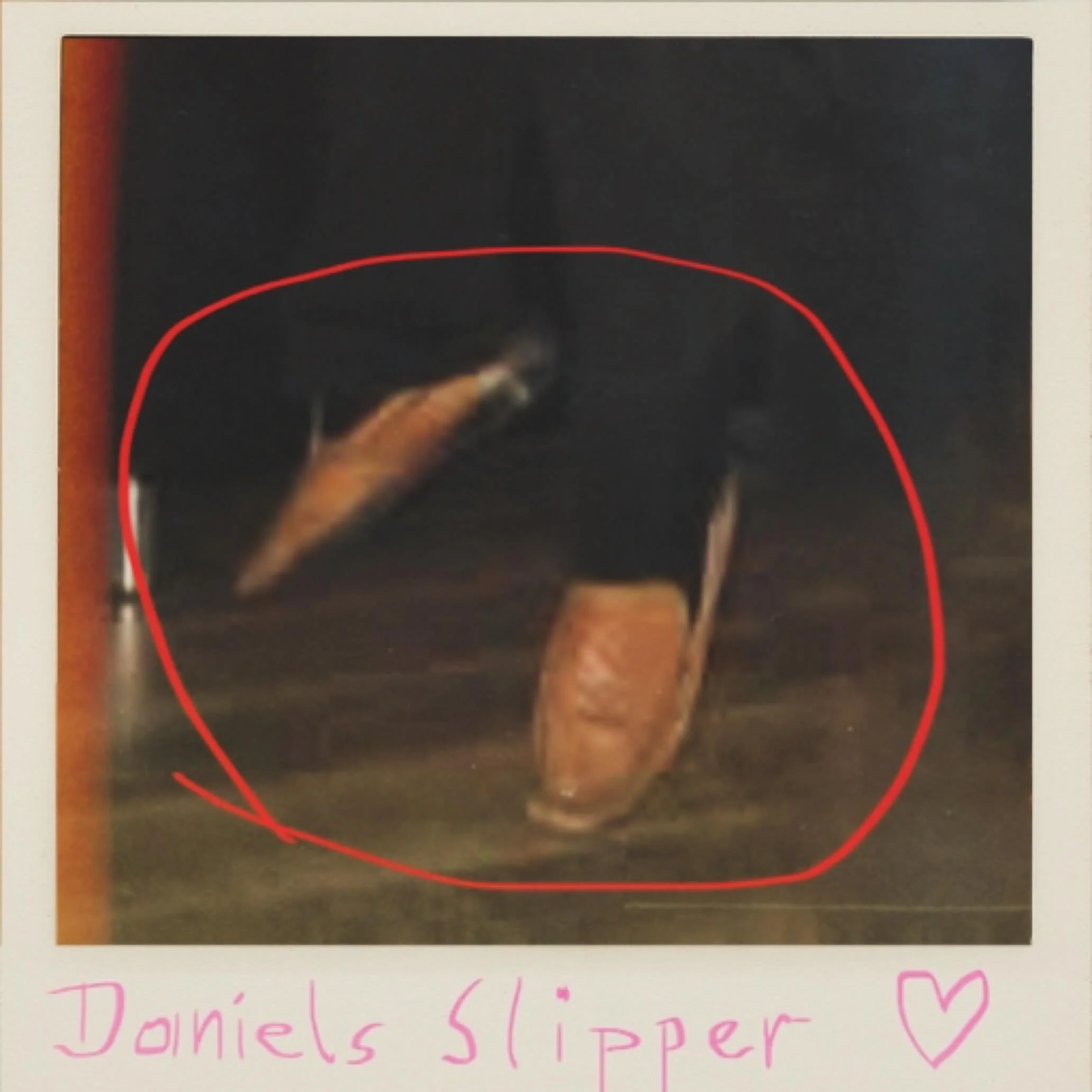 Wer wissen m&ouml;chte, warum gerade dies das Bild von T&uuml;rchen 2 in #DerLetzteAdventskalender ist, muss mindestens 1&euro; Trinkgeld f&uuml;r DieLetzte.website und #DerLetztePodcast berappeln.

#Podcast #Podcasts #PodcastDeutsch #DeutschePodcast