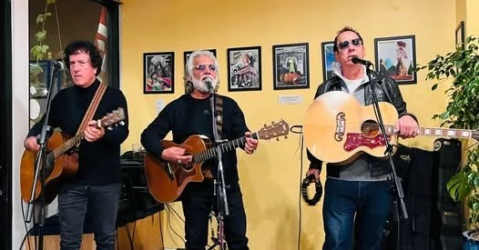 Live Music: Bobby, Finn, and Dave 6-9 pm/ Food Truck: DisFruta