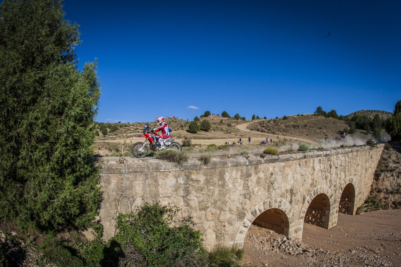 bajaaragon16_metge_2318_ps-lowres.jpg