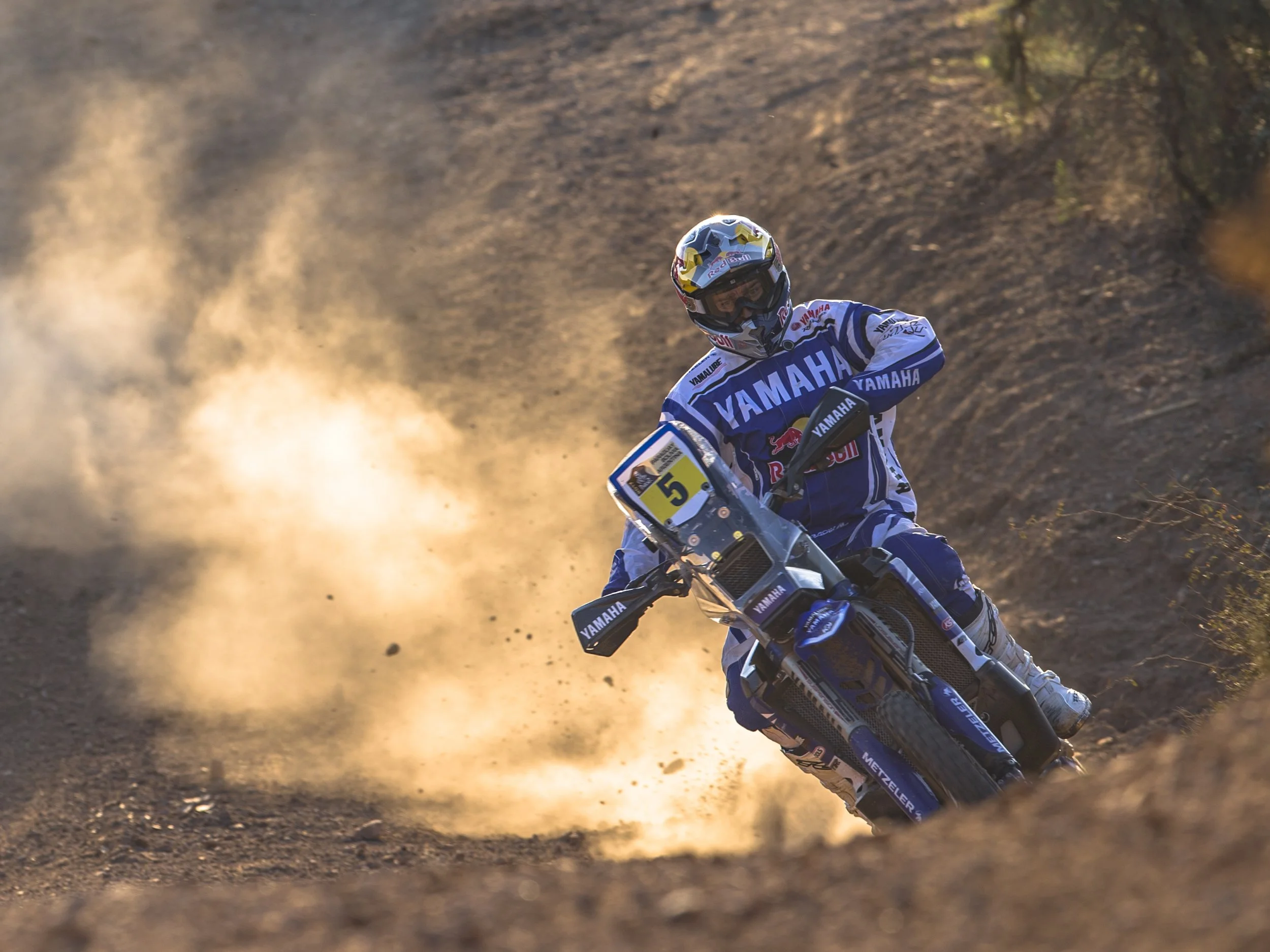 2017_WR450FRALLY_ACT_007.jpg