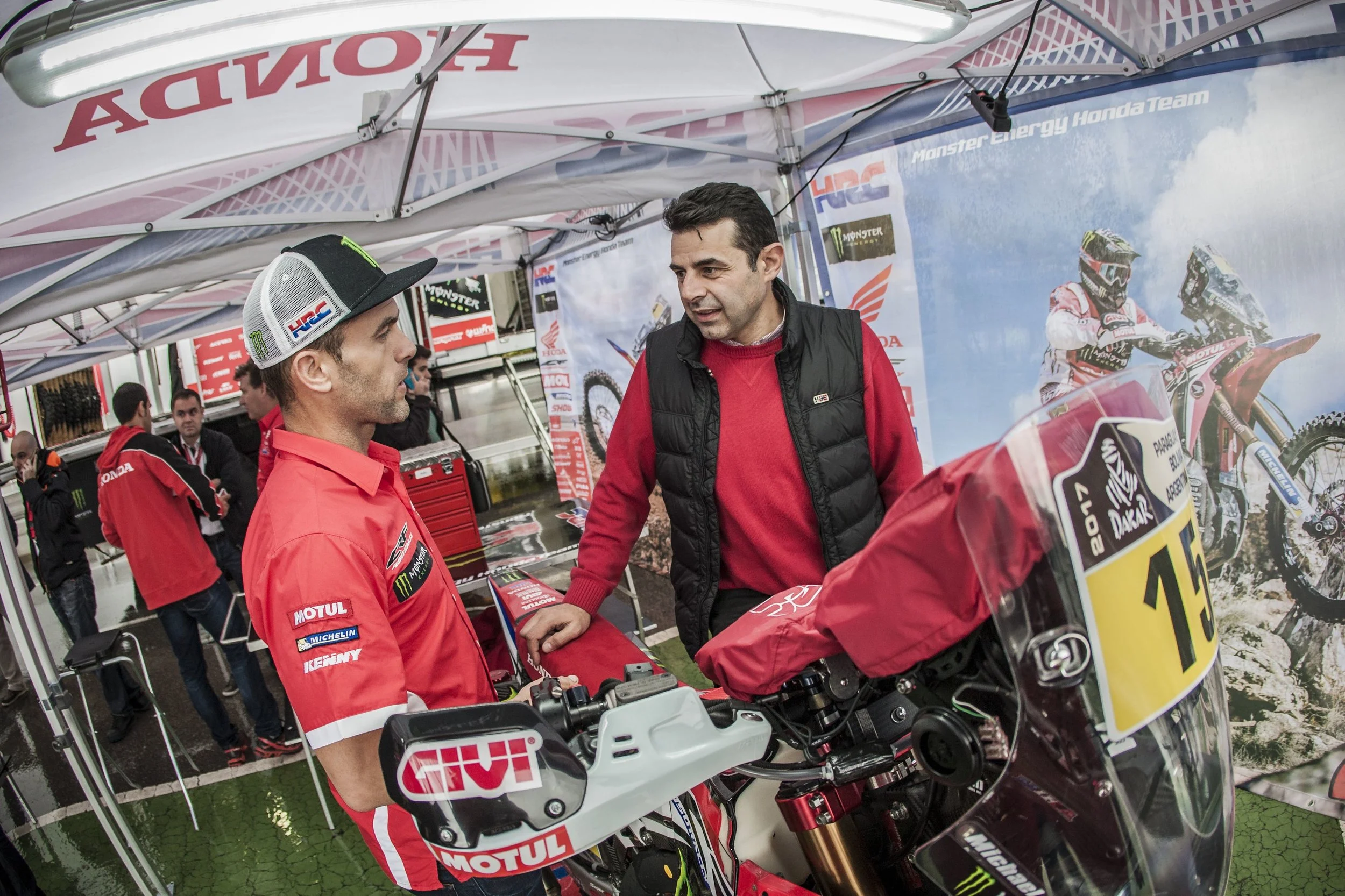 monsterenergyhondateam17_dakarday_9976_ps_3600.jpg
