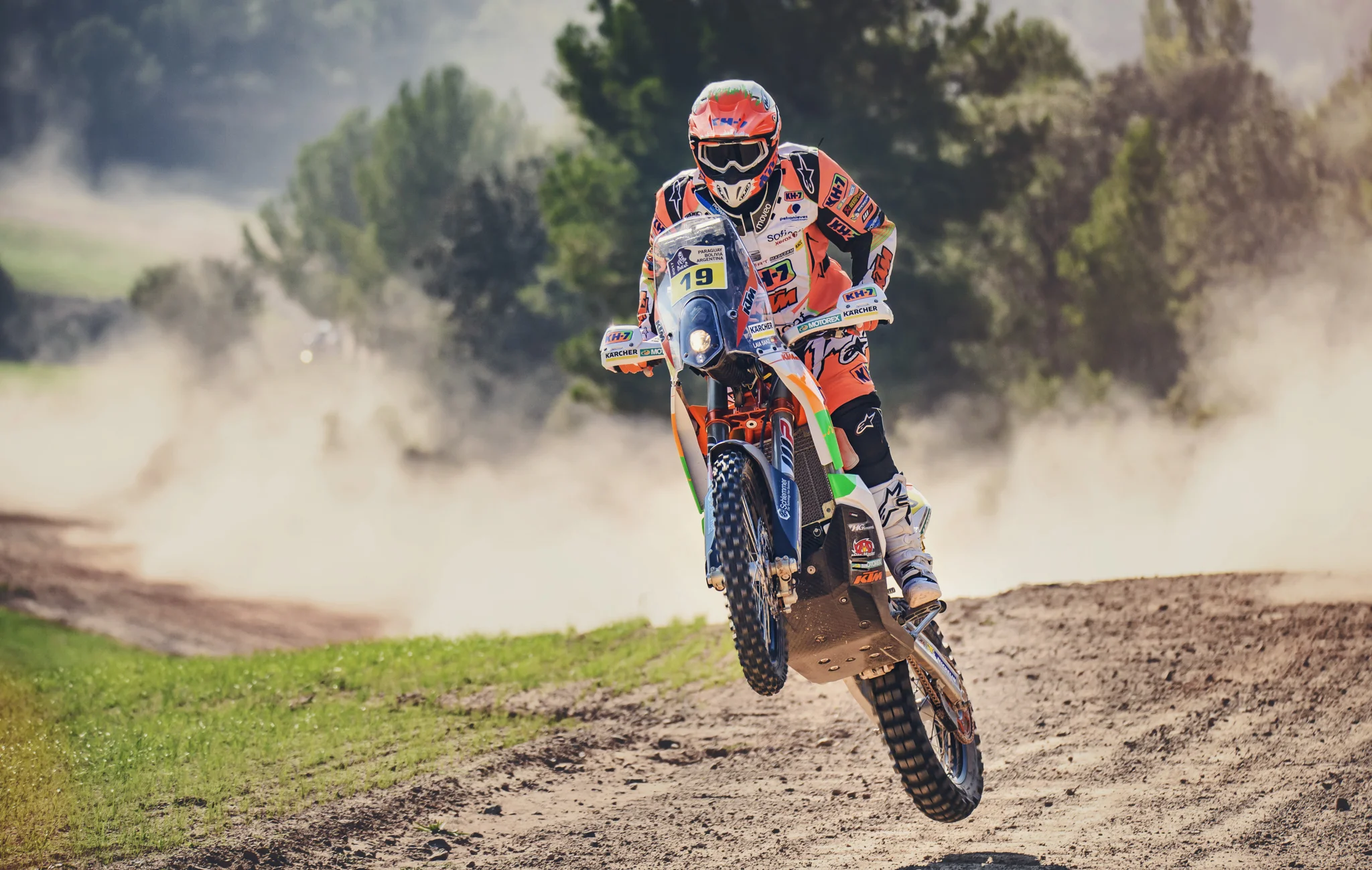 Laia Sanz 1 KTM 450 RALLY 2016.jpg