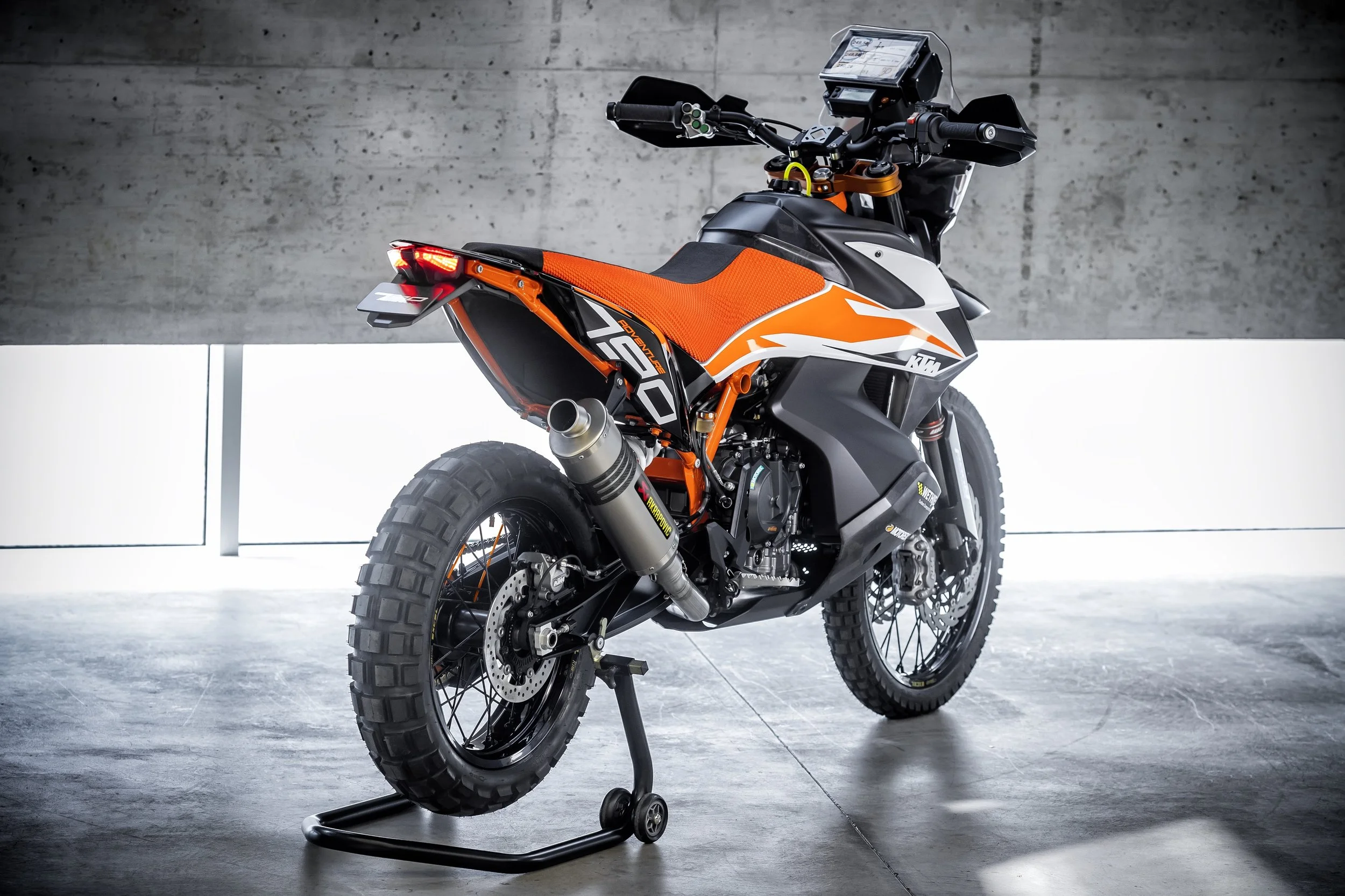 KTM 790 ADVENTURE R Prototype_02.jpg