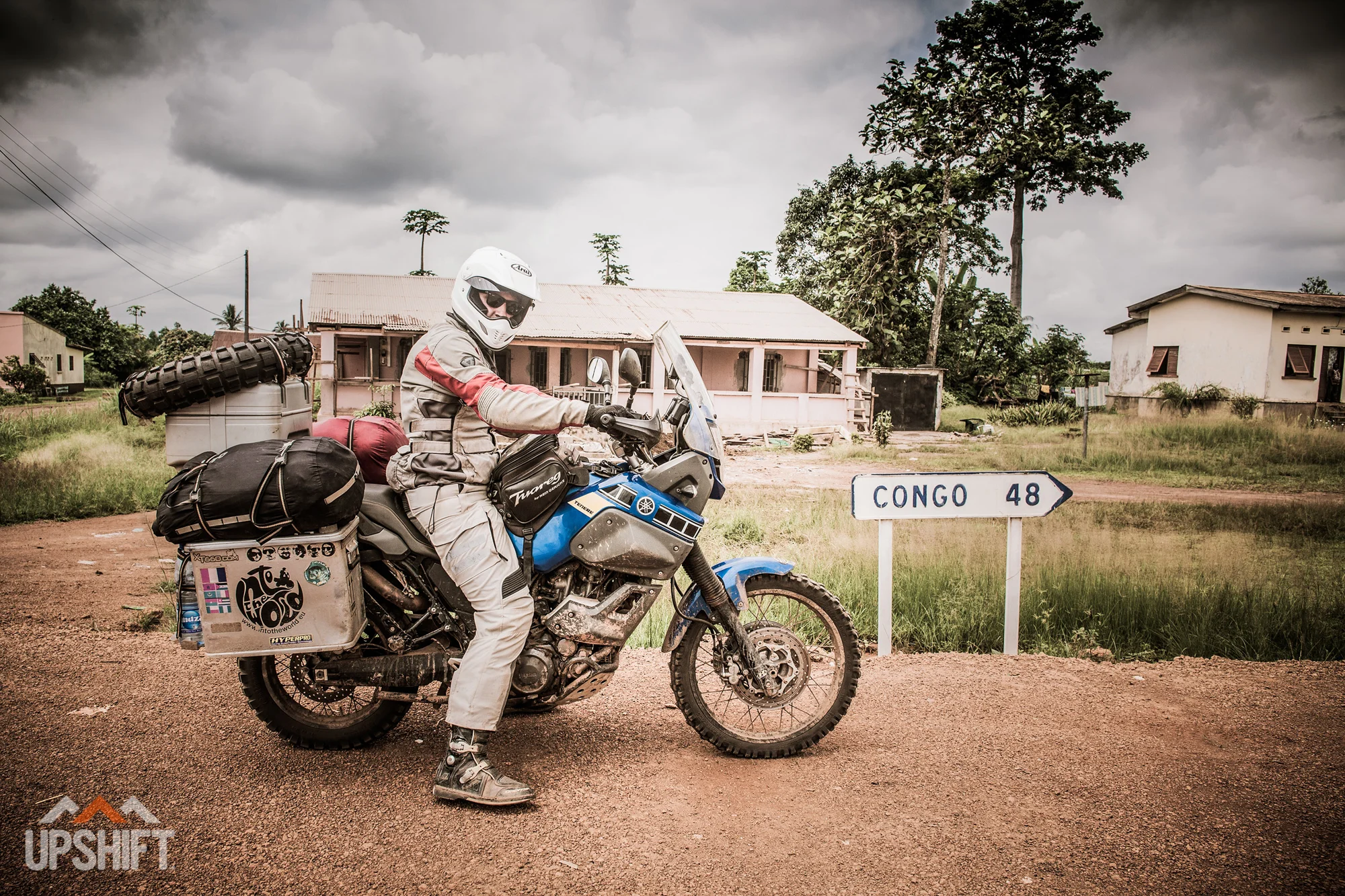 INTO THE WORLD - CROSSING THE CONGO-15.jpg