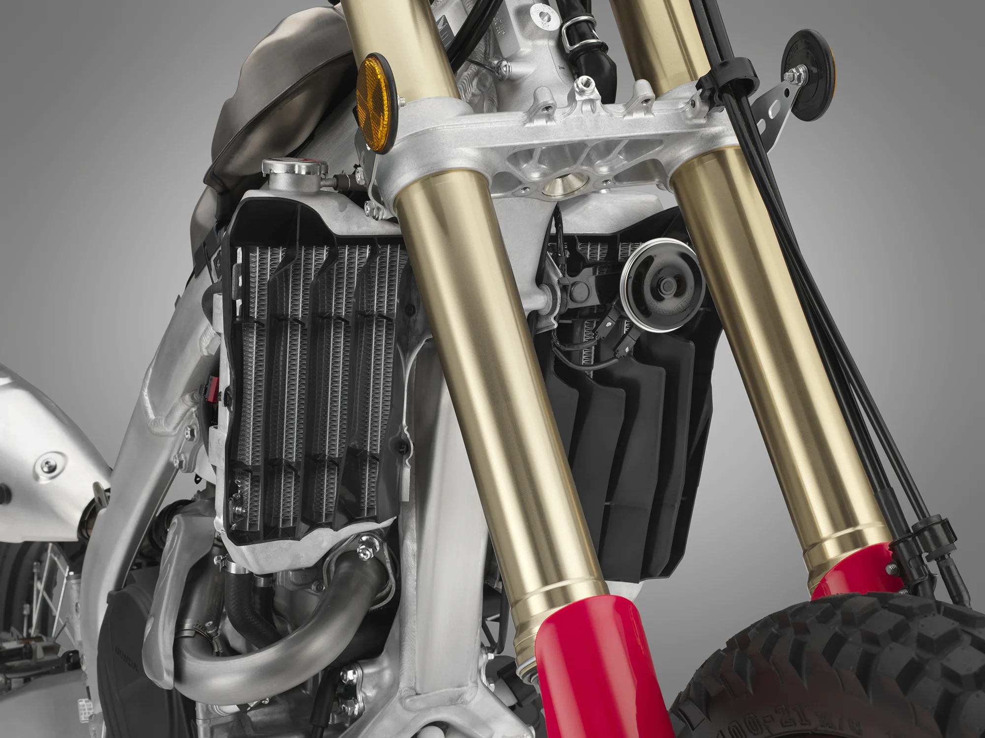 19 Honda CRF450L_radiators.jpg