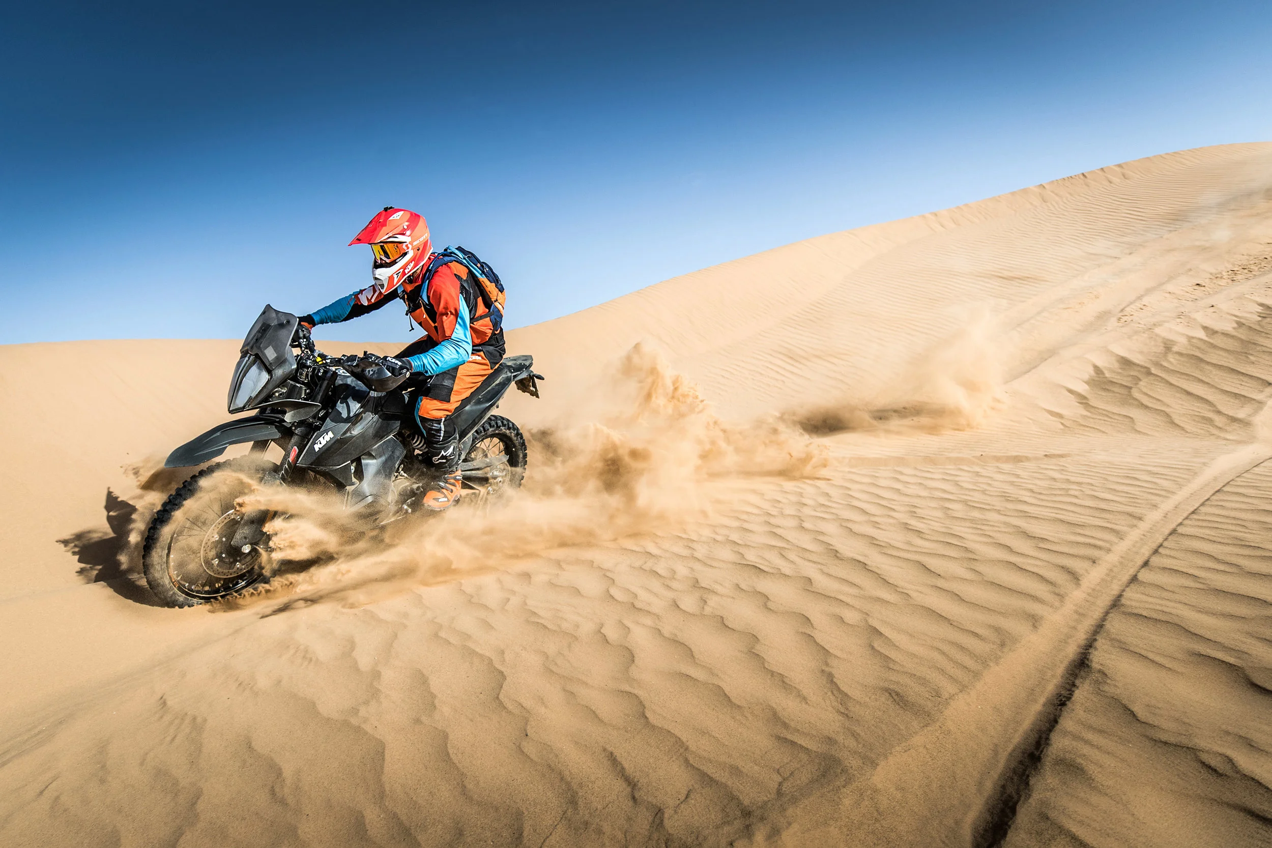 KTM Ultimate Race_790 ADVENTURE R_01.jpg