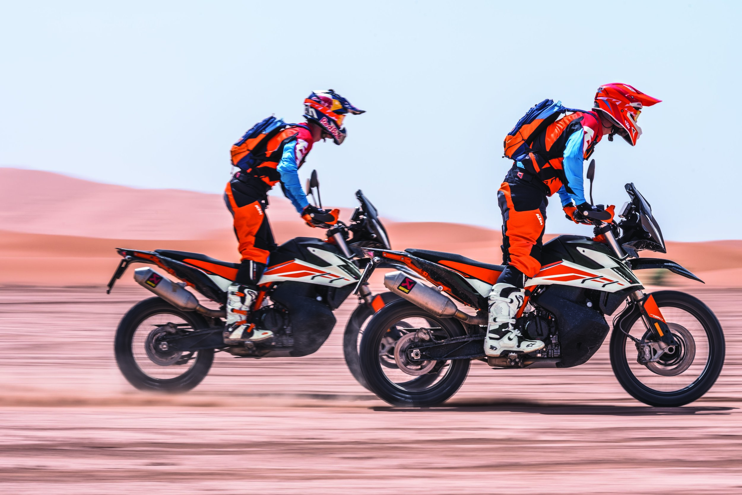 KTM 790 ADVENTURE R_Action 01.jpg