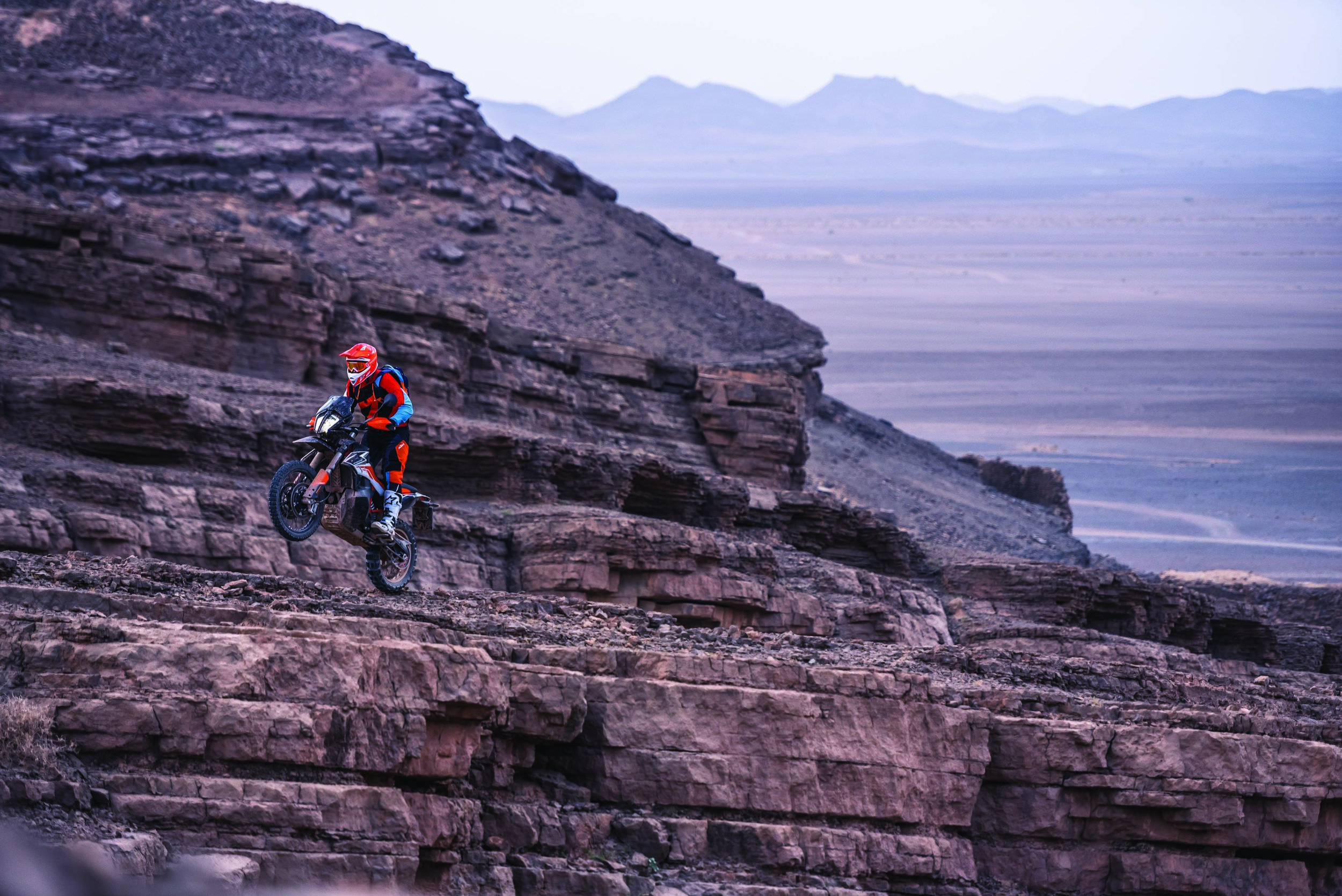 KTM 790 ADVENTURE R_Action 02.jpg