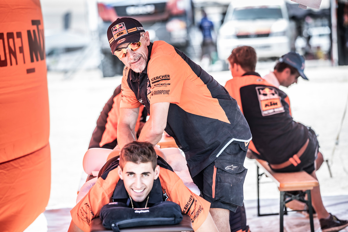 Physiotherapy Dakar 2019 © Marcin Kin
