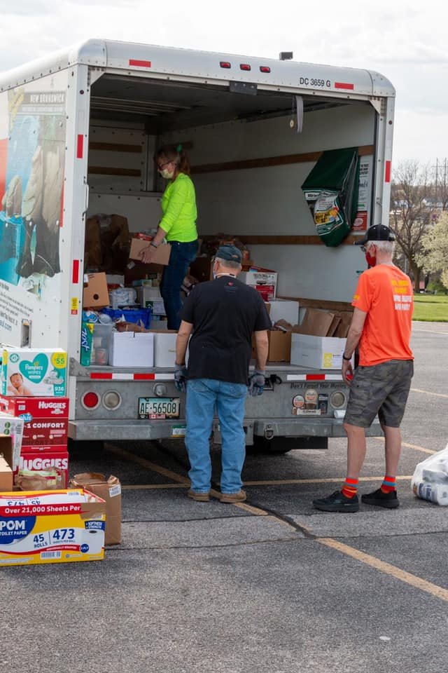 Bellevue Food Pantry.jpg