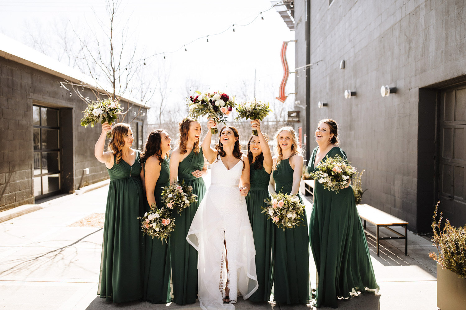 9 Wedding Party Bride Bridesmaids Bouquets Flwers Emerald Dresses.jpg