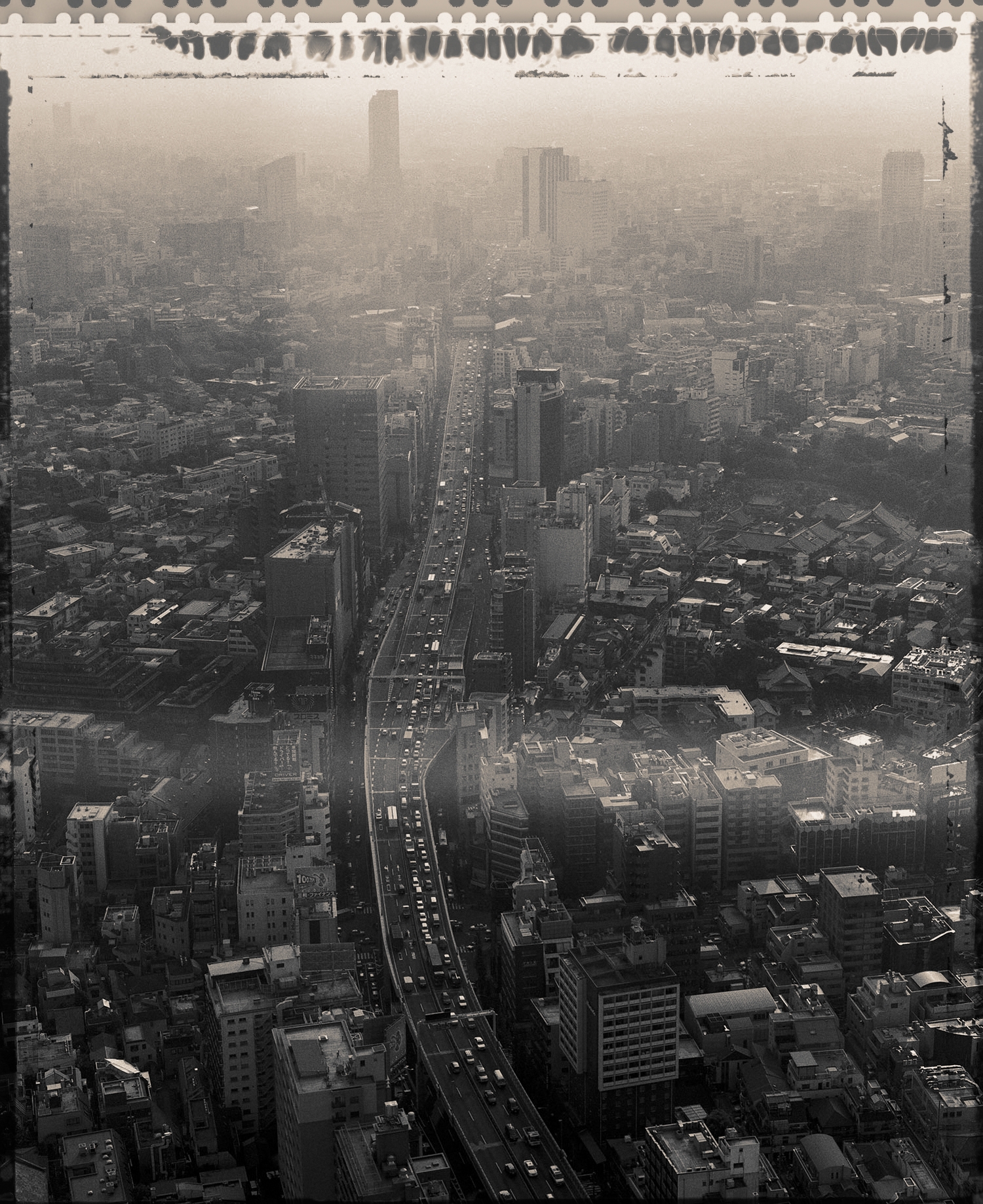 Tokyo_Mori_Towers_08-Exposure.jpg