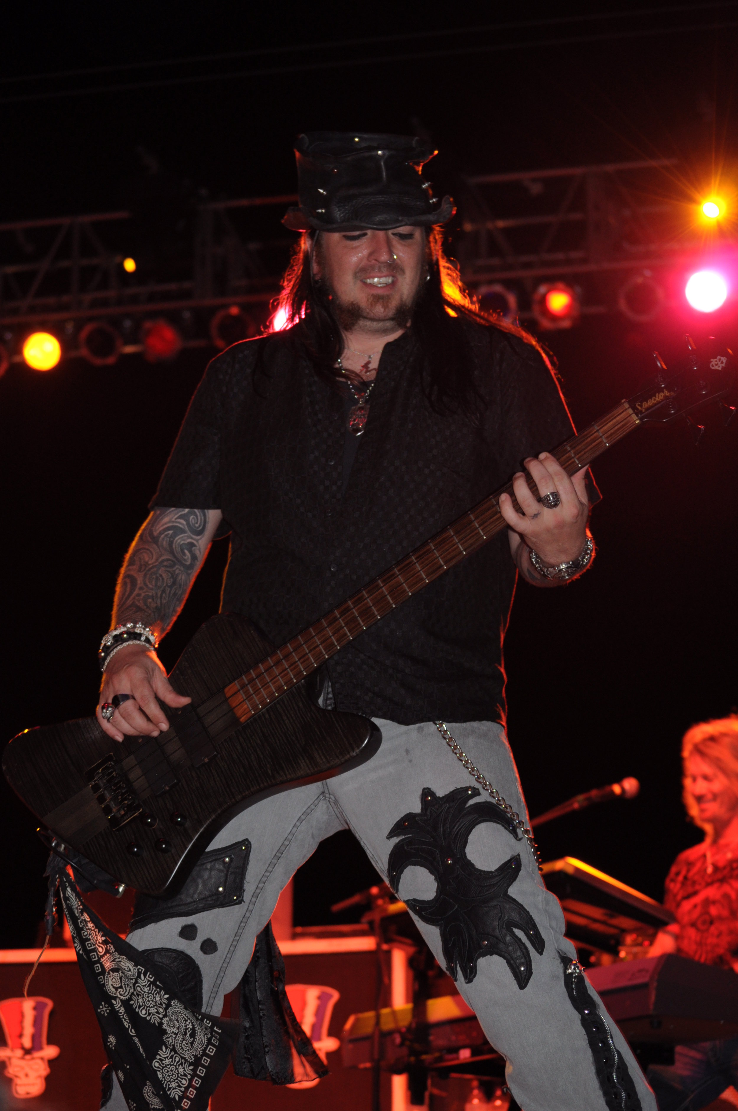 Brett Michaels Bass Player Jay Knight 2012 -DSC_0025.JPG