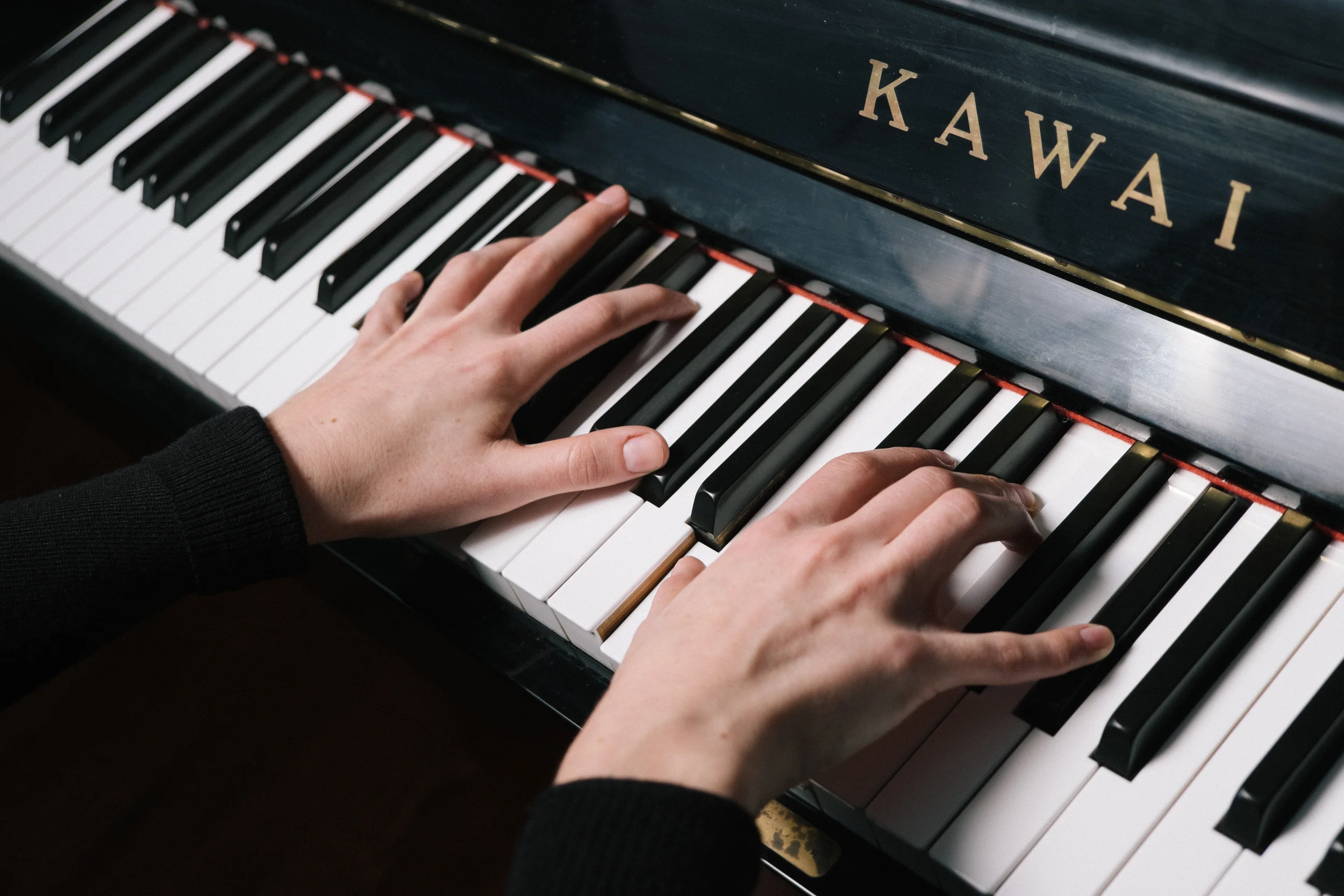 Piano Lessons by Amy Valyear, BMus, MYCC, RMT. Contact