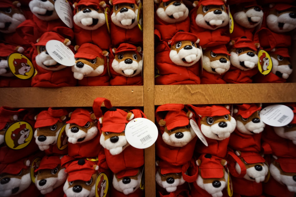 Buc_Ees-16.jpg