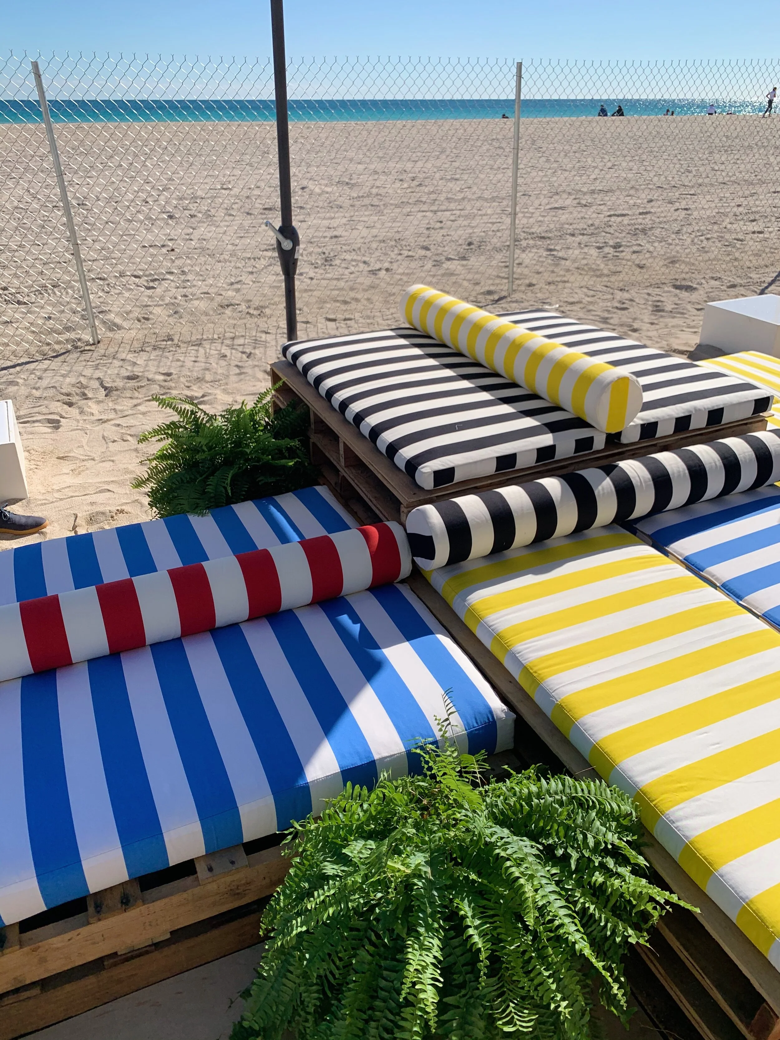 Pallet lounge in Miami Beach
