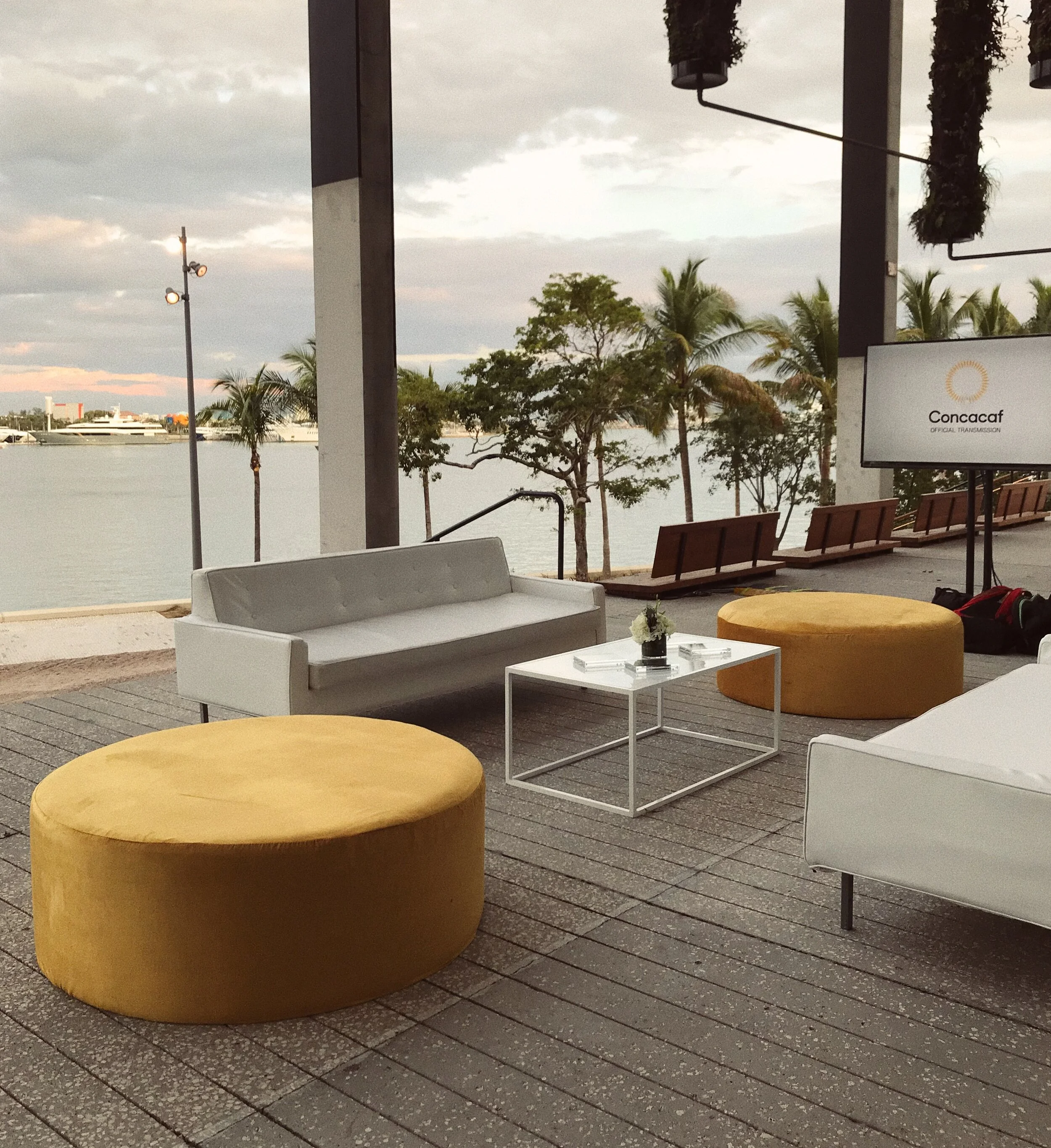 modern lounge furniture rentals for events in miami. hospitality suite lounges, VIP lounges, conference lounges in miami.