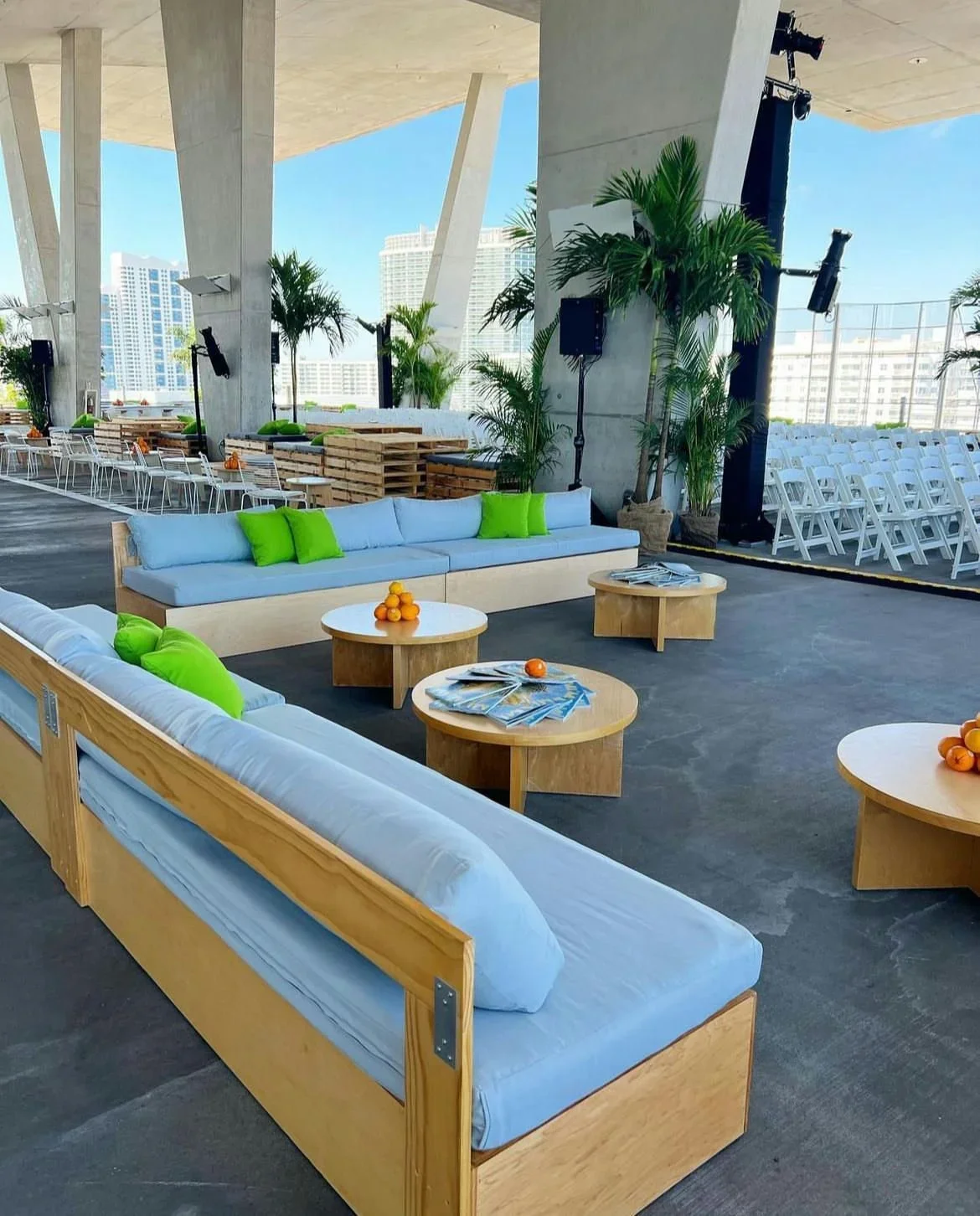 Furniture Layout Ideas That Inspire Conference Connections in Miami