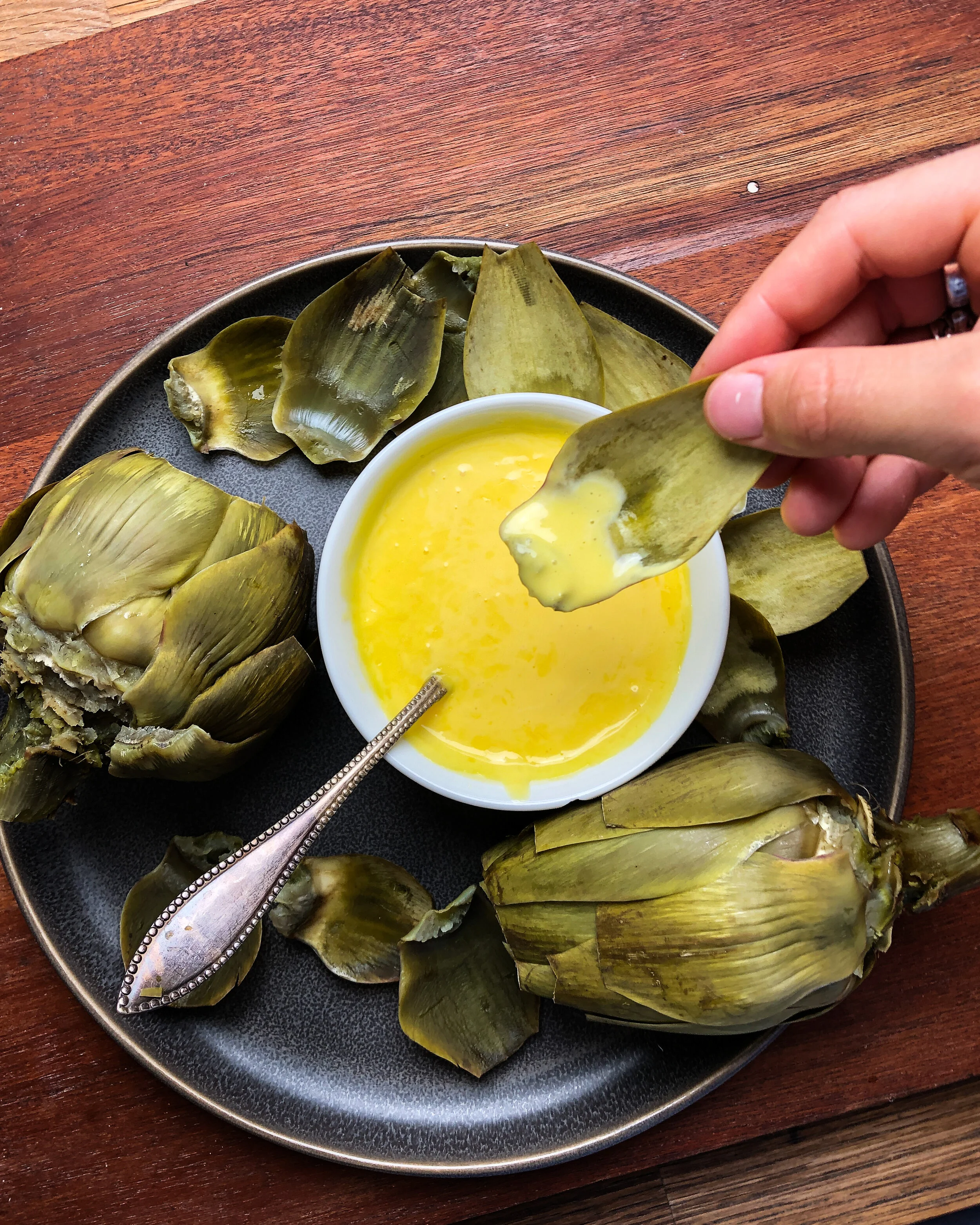 MOM'S HOLLANDAISE SAUCE 