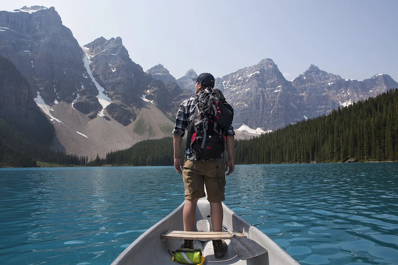 thienla in canada moraine lake 2.jpg
