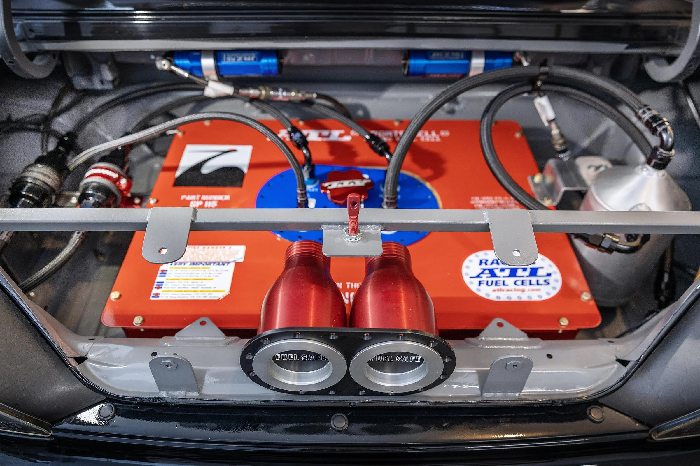 Thienla_racecar_web.jpg