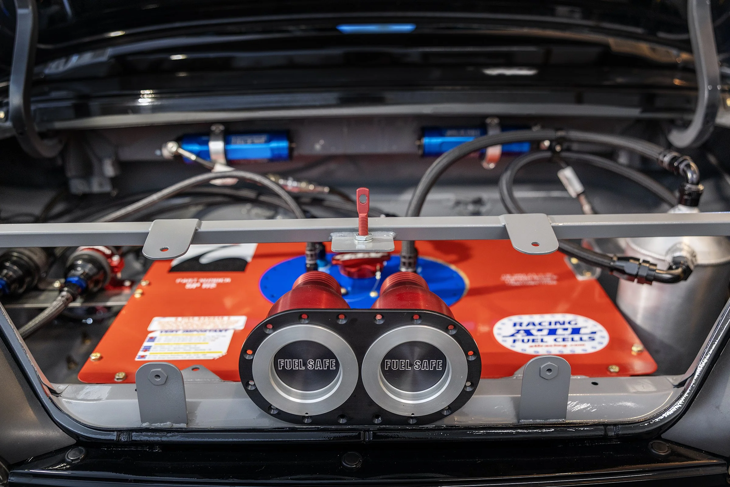Thienla_racecar2_web.jpg