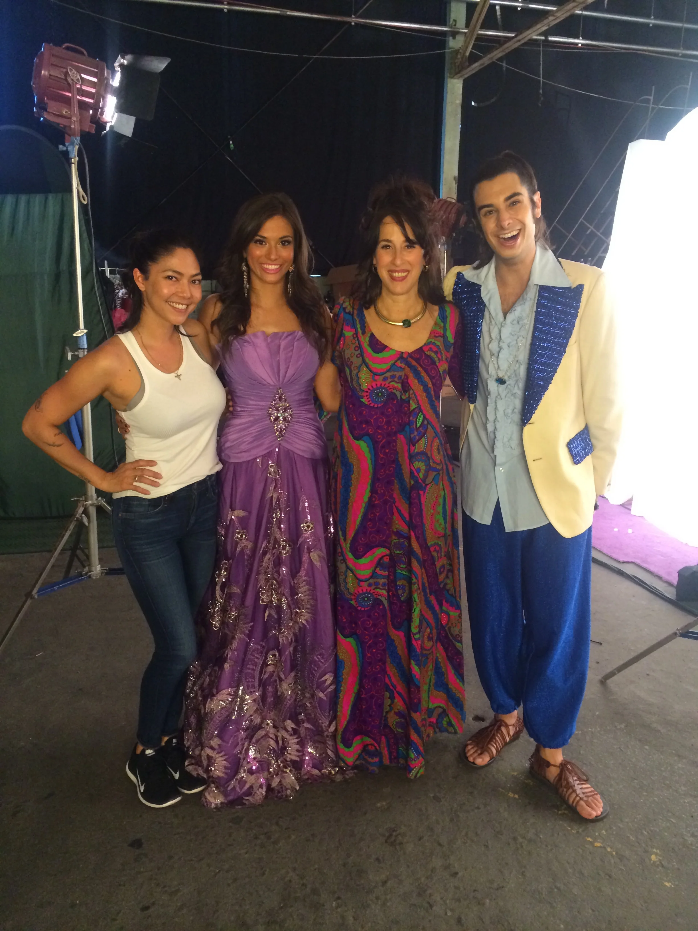 Maggie Wheeler & Joey Richter- Genie in a Bikini