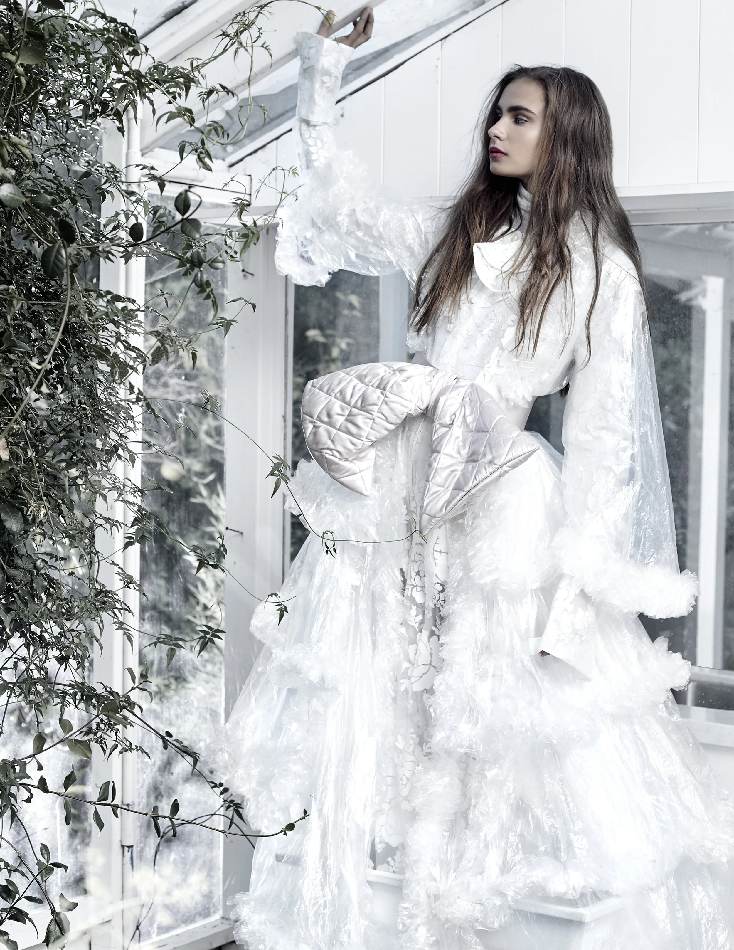 LADYGUNN_FADE IN TWO_PAGE 9.jpg