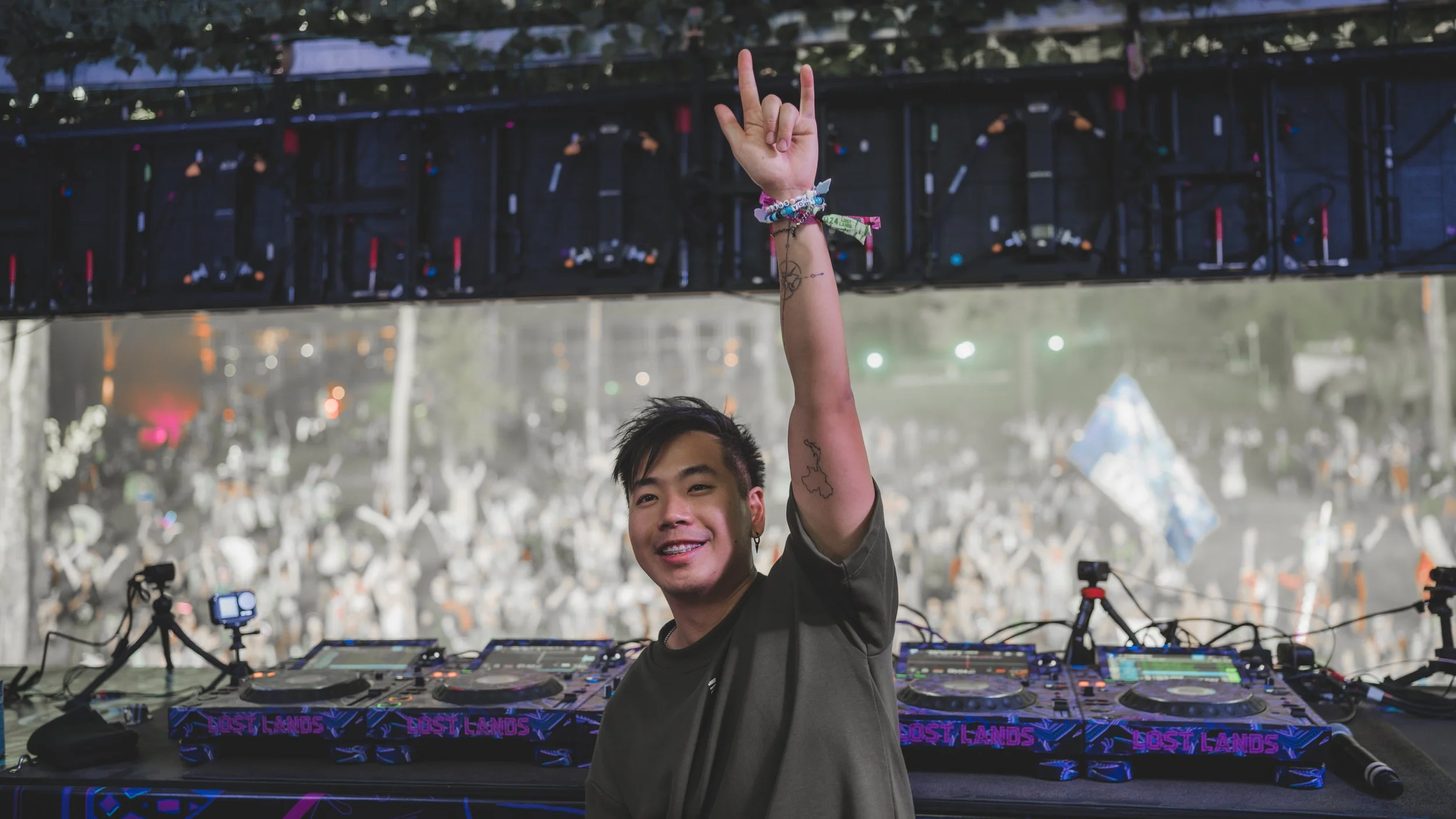 lostlands sabai-14.jpg