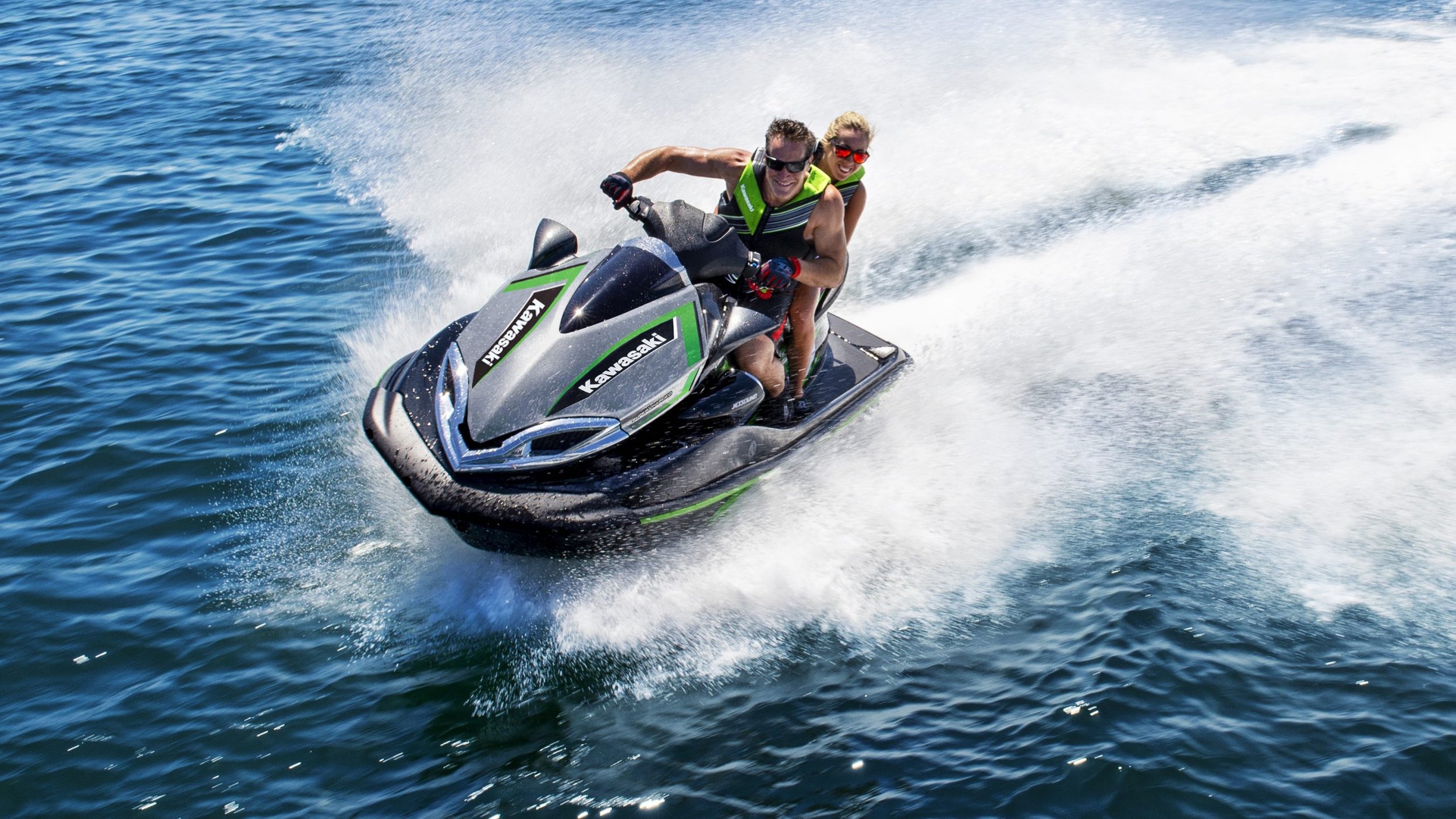 Jet Ski 2021-Kawasaki-Ultra-310LX-media-images-2-scaled.jpeg