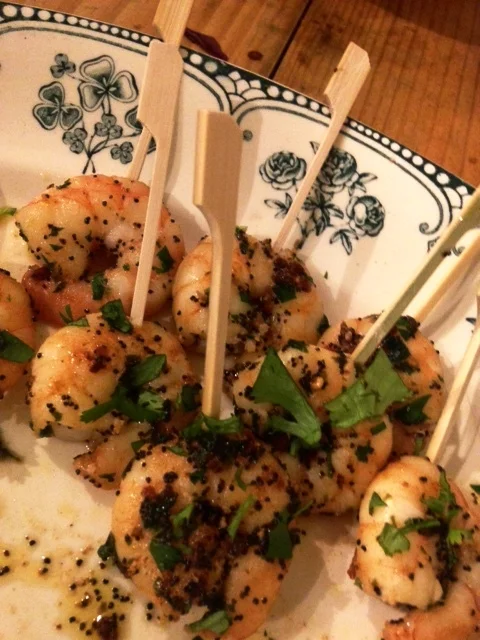  Prawns with garlic and corriander 