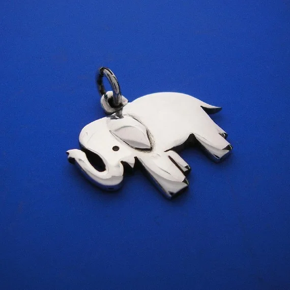 ElephantCharm570.JPG