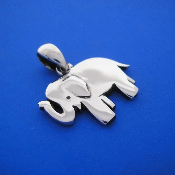 ElephantPendants570.JPG