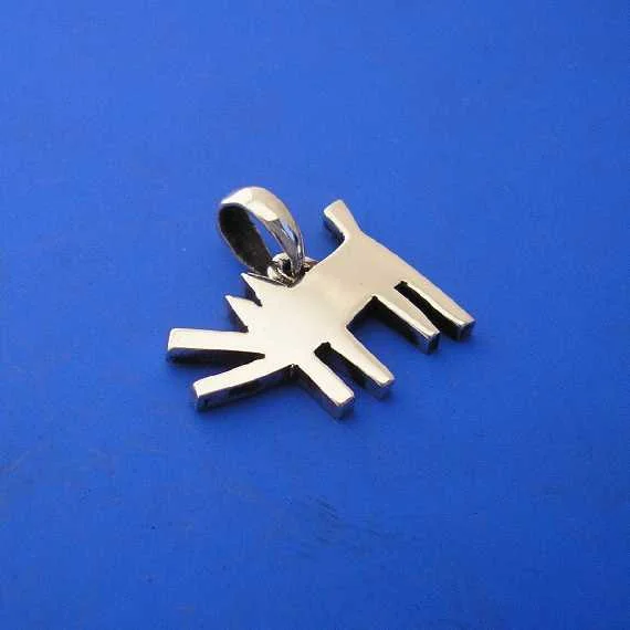 DogPendants570.jpg