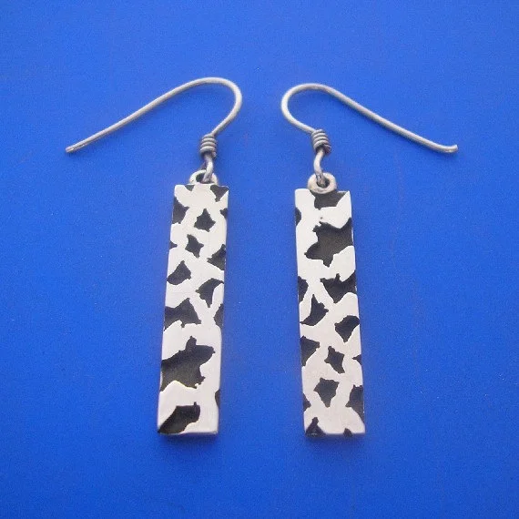 GiraffeEarringss570.JPG