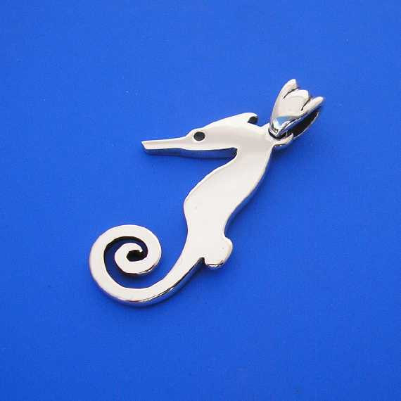 Sea Horse Earringssss570.jpg